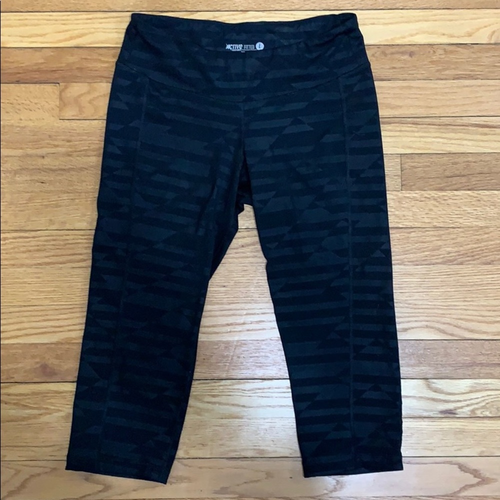 Old Navy Cropped Leggings
